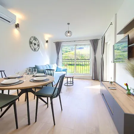 Appartement Ena & Leona *