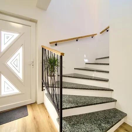 Ena & Leona Appartement Baška