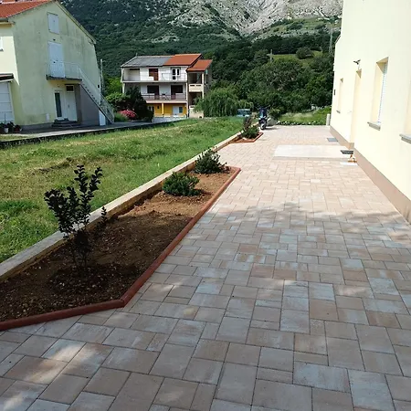 Ena & Leona Appartement