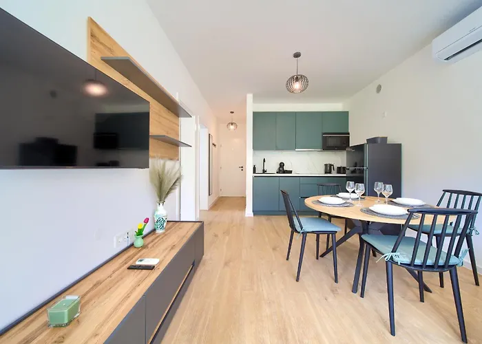 Ena & Leona * Baška