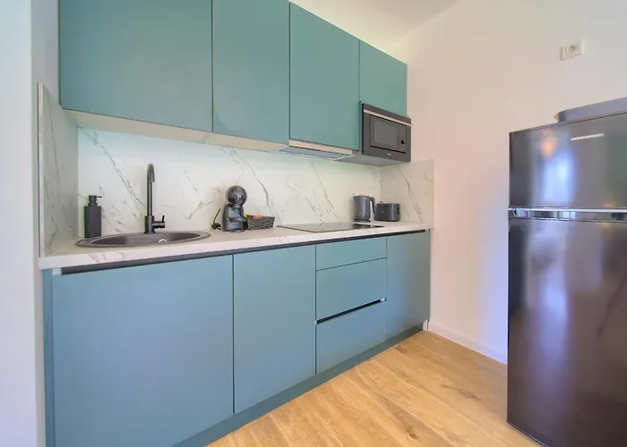 Ena & Leona * Baška