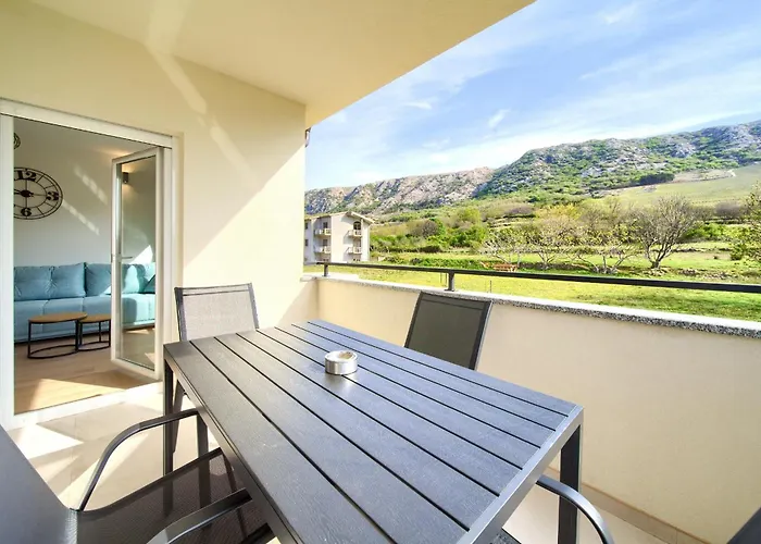 Apartment Ena & Leona *