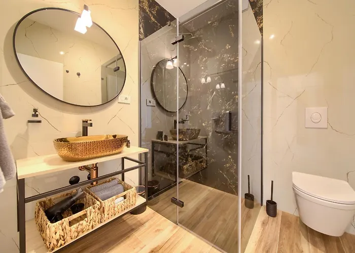 Apartment Ena & Leona *